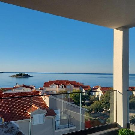 Appartement Penthouse Dream Look à Rogoznica  Extérieur photo